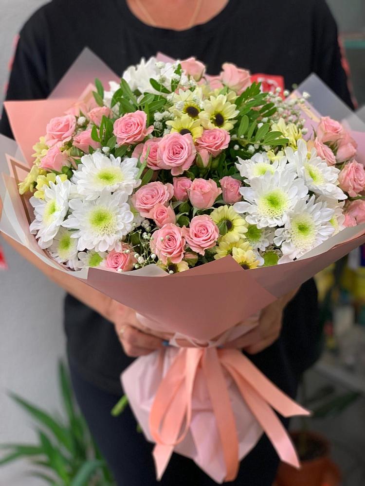 Букет цветов из: Розы и Хризантемы в Кушве