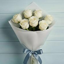 Букет 7 Белых роз Эдлесс Лав в Кушве