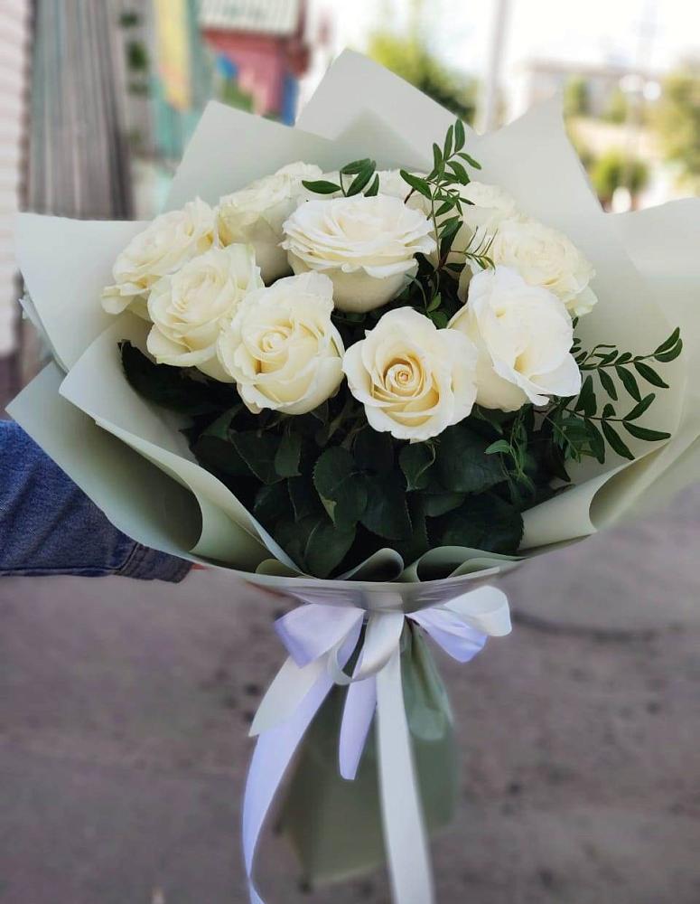 Букет Белые розы Проуд в Кушве