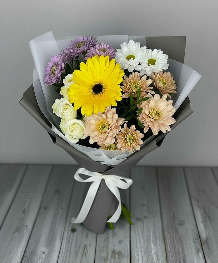 Букет цветов из: Розы, Герберы и Хризантемы в Кушве