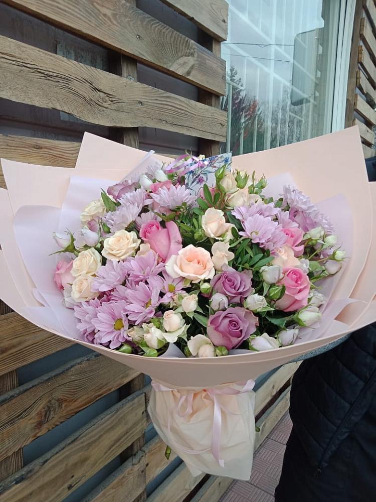 Букет цветов из: Розы и Хризантемы в Кушве