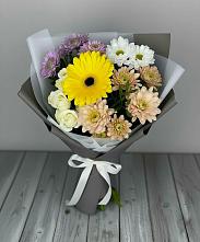 Букет цветов из:  Розы, Герберы и Хризантемы в Кушве