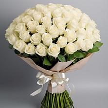 Букет 101 беля роза Белоснежка в Кушве