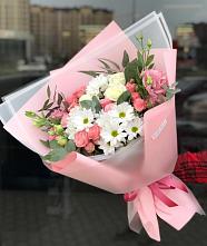 Букет цветов из:  Розы, Лизиантусы и Хризантемы в Кушве