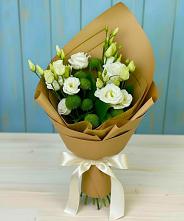 Букет цветов из:  Хризантемы и Лизиантусы #REPLACE_PRED# Кушве