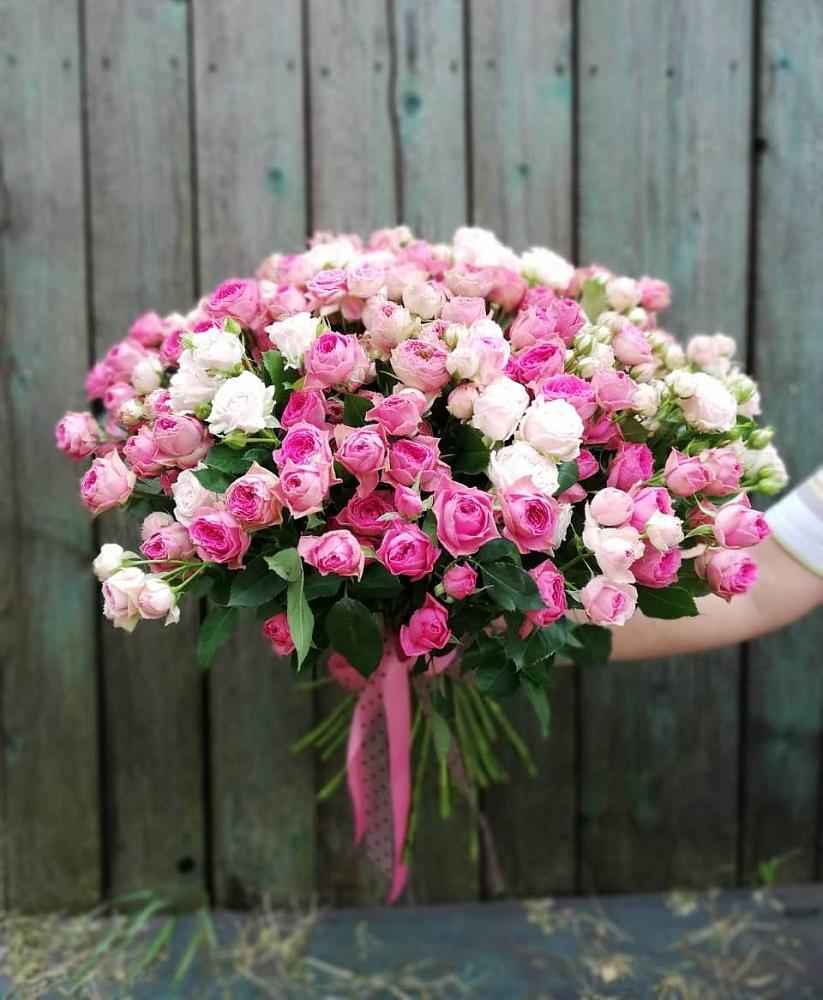 Букет Розовые кустовые розы Натали и Лав Лидия в Кушве