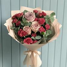 Букет цветов из:  Гвоздики и Розы в Кушве